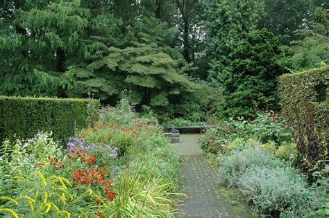 Mien Ruys Gardens 11 Garden Inspiration Garden Paths Garden Design