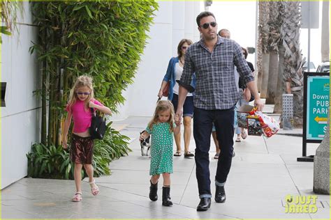 Photo Ben Affleck Hits Parked Car Leaves Apology Note 26 Photo