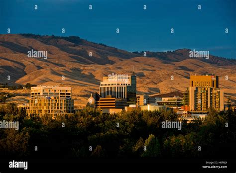 Boise Idaho Skyline Sunset Hi Res Stock Photography And Images Alamy