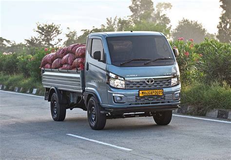 New Tata Pickup Trucks Launched Yodha 20 Intra V50 Intra V20 Cng