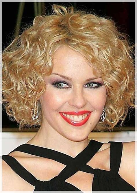 You're not alone, seeing as how this cut is basically hollywood's new obsession. cute curly blonde short permed hair | Short permed hair ...
