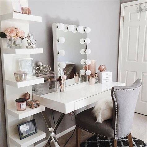 See more ideas about vanity, bedroom vanity, vanity table. 8914 best Dorm Room Trends images on Pinterest | Bedroom ...