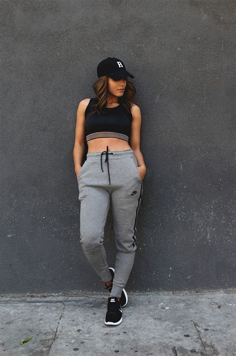 Marvelous 25 Inspirational Sporty Outfits To Enhance Your Style