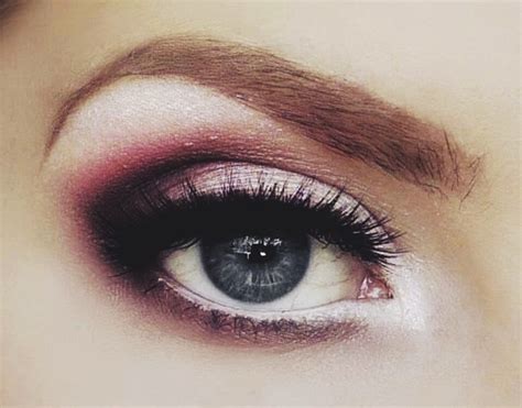 Check spelling or type a new query. How to Apply Eyeshadow Step by Step