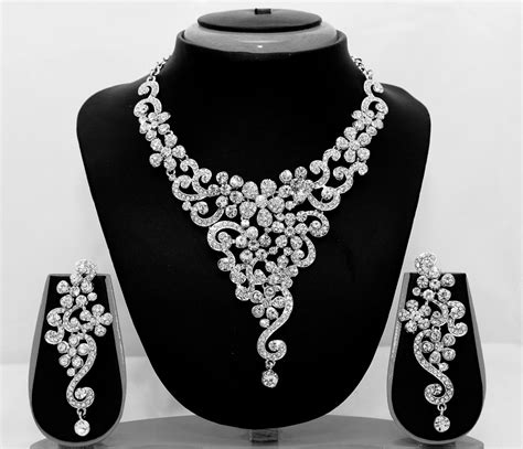 Designer Bollywood Indian Bridal Silver Necklace Earrings Tikka