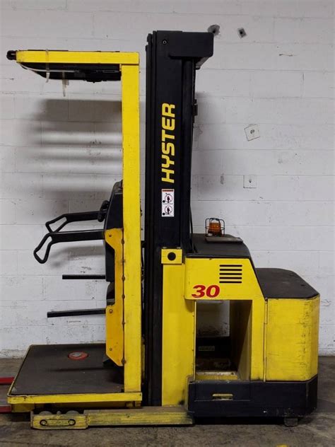 A Wide Selection Of Hyster R30xms2 Forklifts With 6 In Stock And