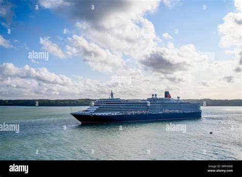 Cunards Queen Victoria In The Solent After Leaving Southampton Stock