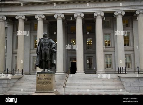 Department Of Treasury Building Washington Dc Stock Photo Alamy