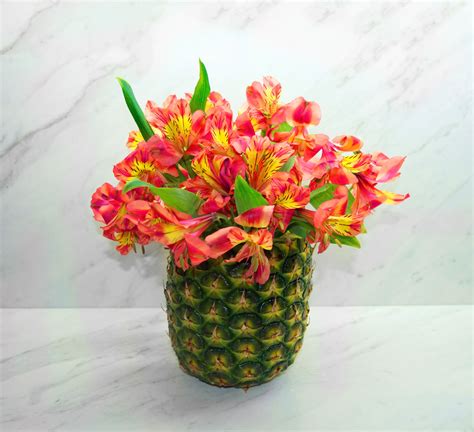 Diy Pineapple Vase Floral Arrangement