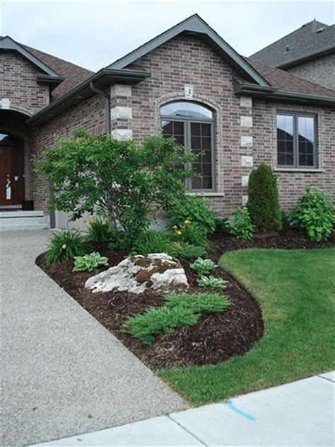 Amazing Mulch And Rocks Landscaping Ideas Front Yard Landscaping