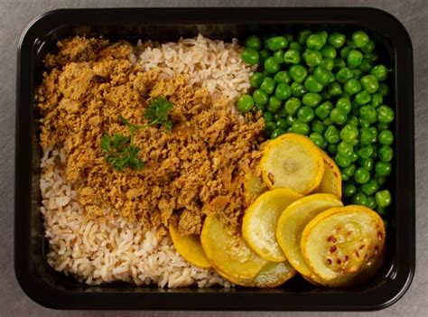 Senior Home Meal Delivery Portioned And Already Cooked Meals