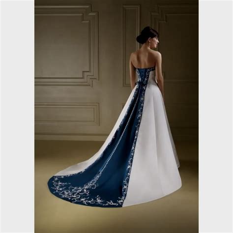 Https://tommynaija.com/wedding/white And Navy Wedding Dress