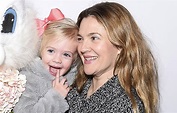 Drew Barrymore’s Daughter Frankie Meets the Easter Bunny – Cute Photos ...