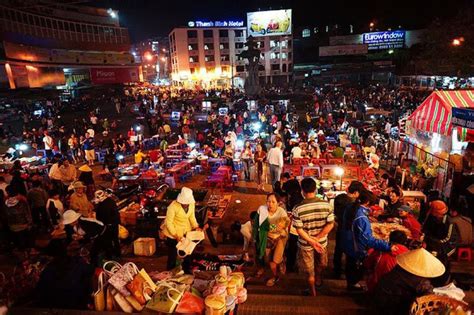 Sapa Night Market Place To Visit Sapa Vietnam Night Market In Sapa