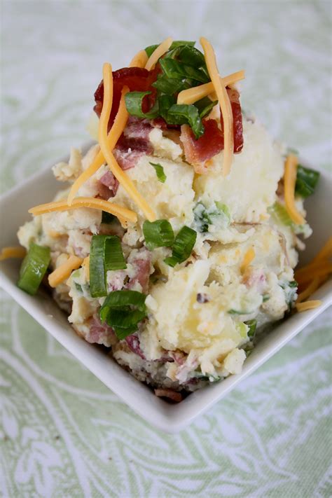 Italian salad dressing 3/4 c. Baked Potato Salad with Bacon, Chives and Sour Cream | Food, Flavorful potatoes, Baked potato salad