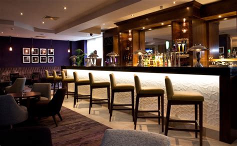 The hotel is located only minutes away from dublin's o'connell street, steeped with historic landmarks and buzzing with activities, shops and bars. Jurys Inn Dublin Parnell Street Hotel (Dublin) from £75 ...