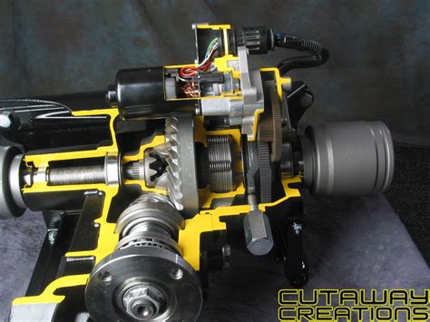 The 2008 land rover lr3 is a midsize suv capable of seating seven passengers. Land Rover Electronic Rear Differential - Cutaway Creations