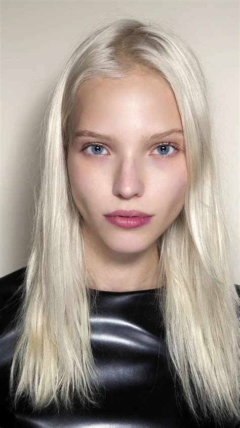 Easy Ways To Deal With Gray Hairs Platinum Blonde Hair Color