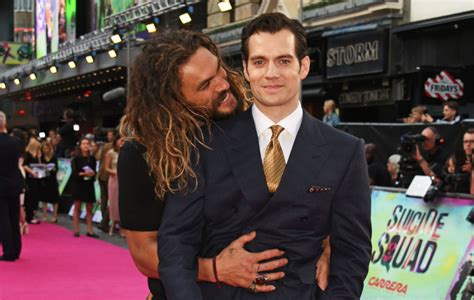 Henry cavill net worth, biography, income, wife, car, home and luxurious lifestyle if you are new, subscribe: A genial homenagem de Henry Cavill a Aquaman no Instagram ...