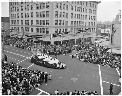 Rose Parade 1954 Mta0870 Mcl Rose Parade 111954 Flickr