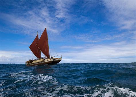 Infections à herpès virus de l'enfant et de l'adulte immunocompétents : Maurice : Une parfaite réplique de pirogue traditionnelle ...