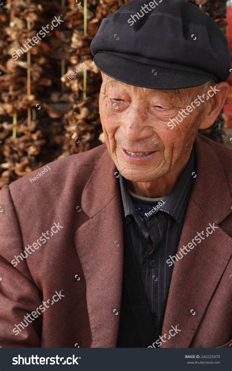 Old Chinese Man Stock Photo 240225979 Shutterstock