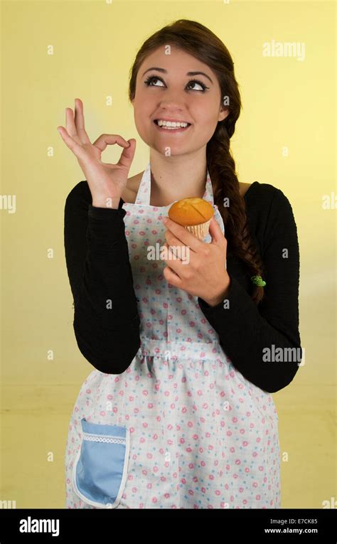 Happy Pretty Young Girl Wearing Cooking Apron Stock Photo Alamy