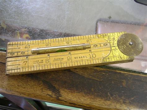 Old Lufkin Boxwood England No 863l Folding Rule Ruler With Brass Level