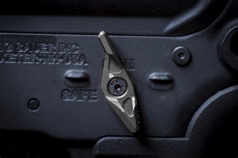 Strike Industries Si Strike Switch 6090 Degree Ar 15 Safetyselector