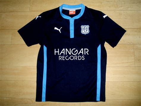 Unsere dienstleistungen im bereich zahnimplantate. Dundee Home football shirt 2014 - 2015. Sponsored by ...
