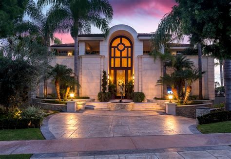 139 Million Mansion In Newport Coast Ca Homes Of The Rich