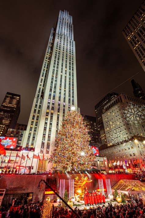 Yimby Captures The 87th Annual Tree Lighting At
