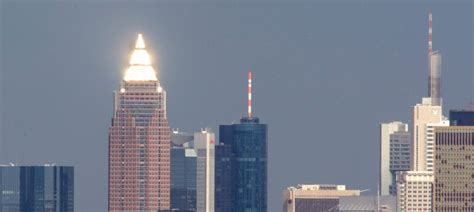 Forderungen einer bank müssen je nach risikoklasse mit einer bestimmten mindesteigenkapitalausstattung unterlegt werden (basel i). Neue Aufsichtsregeln für Banken: Nur Eigenkapital schafft ...