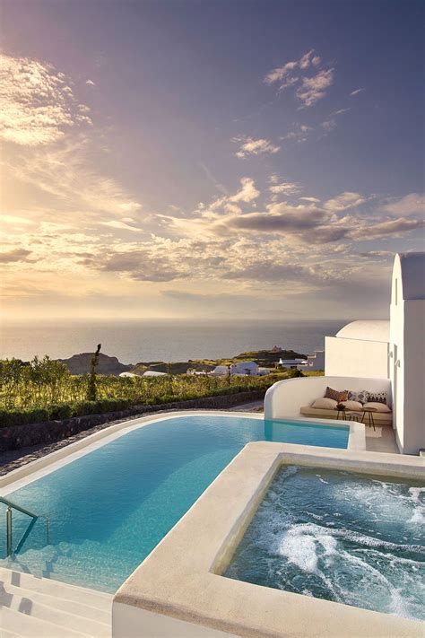 Santo Maris Oia Luxury Suites And Spa Santorini Greece Luxury Suite