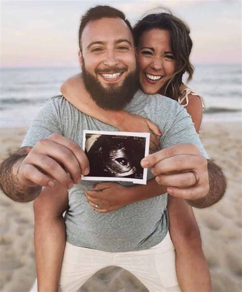 21 gorgeous and classy pregnancy announcement ideas artofit