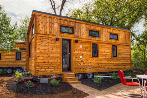 Meet The Tiny House Roanoke From Tumbleweed Tiny House Envy