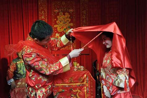 How To Include Ancient Chinese Wedding Traditions In Modern Celebrations Her World Singapore