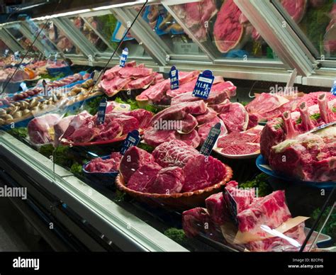 Meat Display In A Grocery Store Stock Photo Alamy