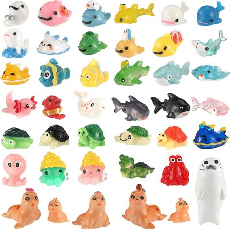 Lenwen 40 Pcs Mini Resin Ocean Animal Figurines Miniature