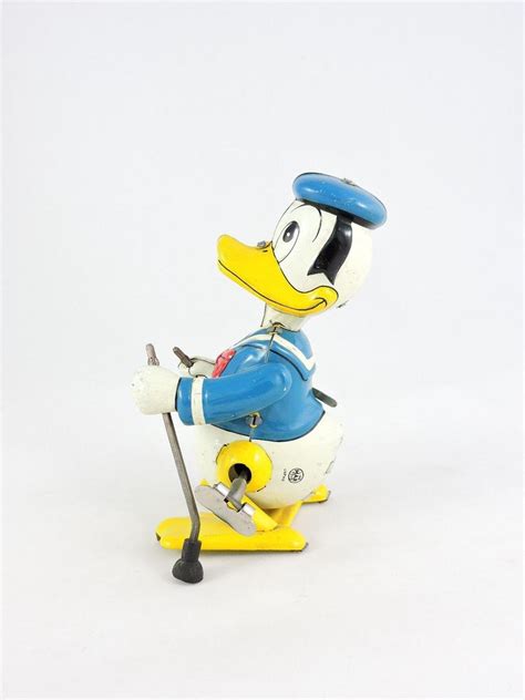 Linemar Mechanical Donald Duck On Skis Wind Up Japan Disney Vintage
