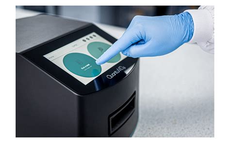 Quantumdx Scales Up To Mass Manufacture Q Poc Clinical Lab Products