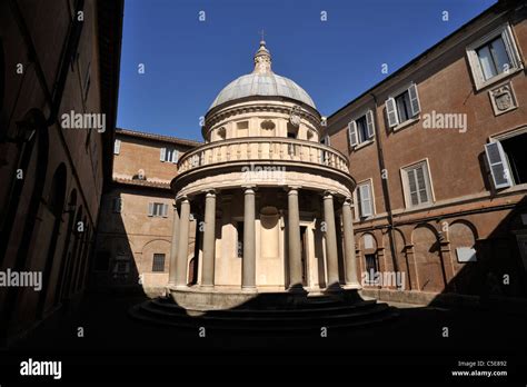 Italia Roma Il Complesso Di San Pietro In Montorio Tempietto Del