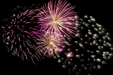 Brockham Fireworks 16 Matt Taylor Flickr