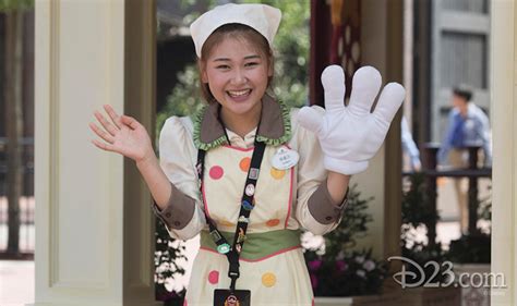 Dressing Disney 7 Shanghai Disneyland Costumes D23