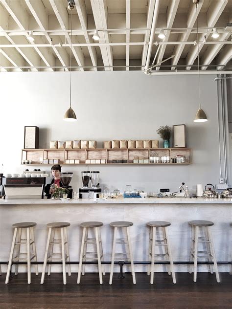 Sound and fog is a contemporary coffee shop in west seattle offering coffee along with beer and wine. Top 10 coffee shops in Seattle | Best Seattle coffee shops ...