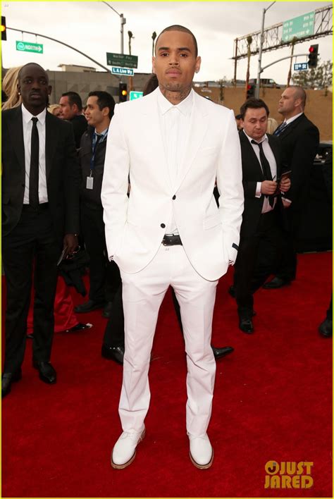 Chris Brown Grammys 2013 Red Carpet Photo 2809194 Chris Brown