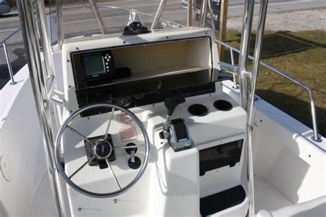 Boston Whaler 20 Outrage 1998 Boats For Sale And Yachts