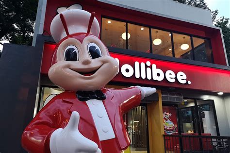 Jollibee Foods Eyes Opening Up To 600 More Stores Abs Cbn News