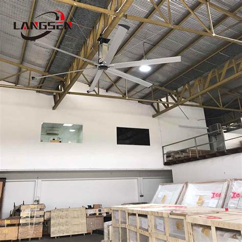 Industrial ceiling fans are powerful, large ceiling fans designed for use in large spaces such as warehouses, shopping malls, manufacturing plants, theatres, airports and large commercial buildings or offices. China 20FT Hvls Industrial Ceiling Fan for Warehouse ...