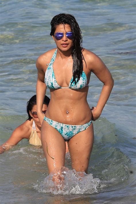 Priyanka Chopra In Bikini At A Beach In Miami Cinehub Hot Sex Picture